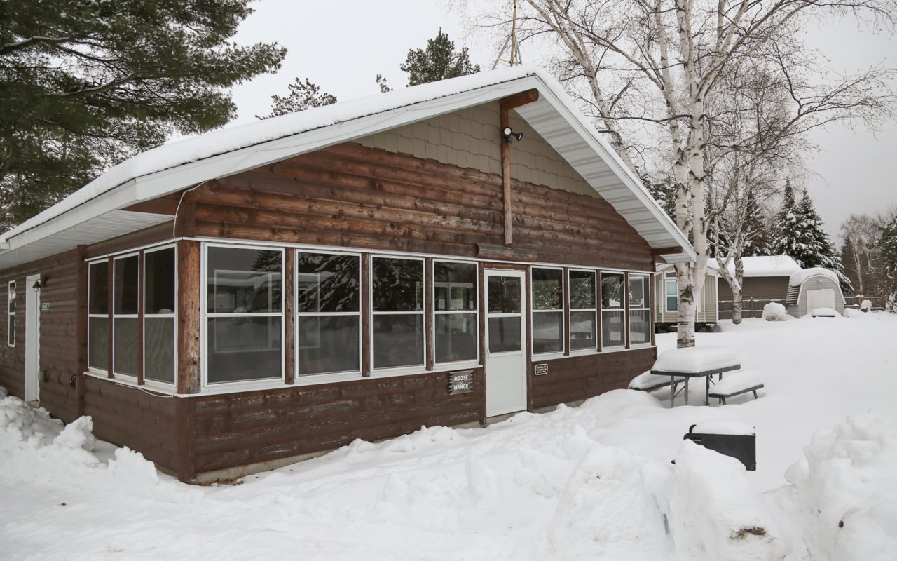 Cabin exterior view in the winter.